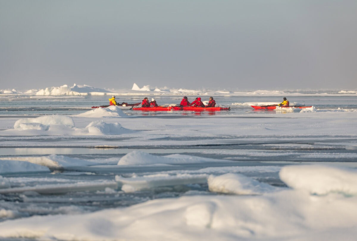 49_Activite Kayak CDT Charcot��StudioPONANT Olivier Blaud