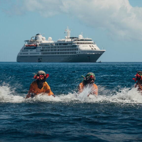 SSC_CL_ShipExterior_Vanuatu_SR309838